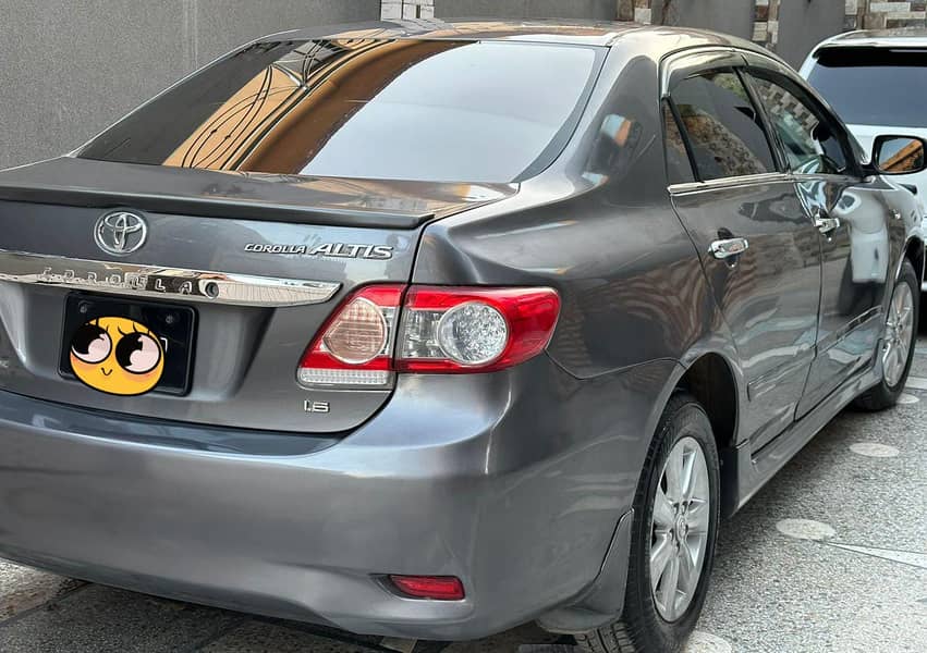 Toyota Corolla Altis 2012 3