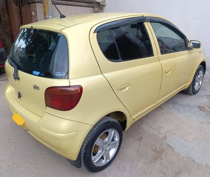 Toyota Vitz 2003 FL package 3