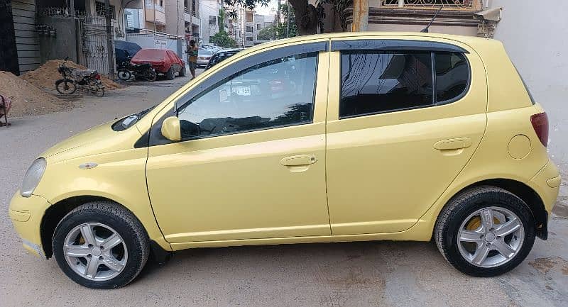 Toyota Vitz 2003 FL package 5