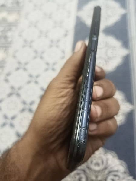 vivo y20s 4gb 128 with box 6