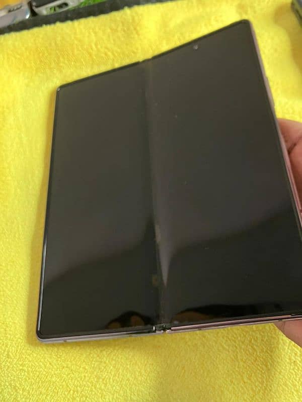 Samsung Galaxy Z fold 2 5G 3