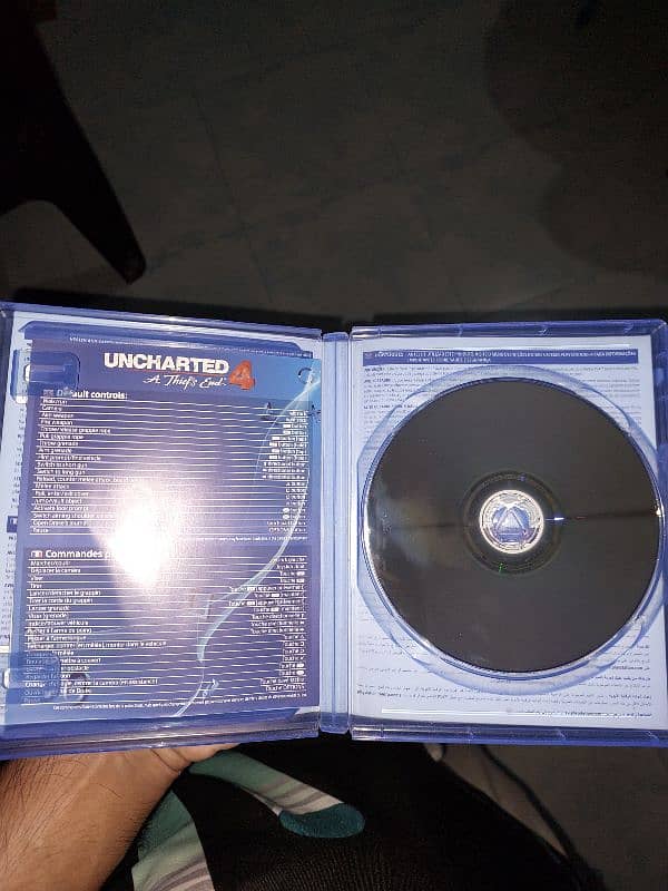 Uncharted 4: A Thief's End PlayStation 4 2