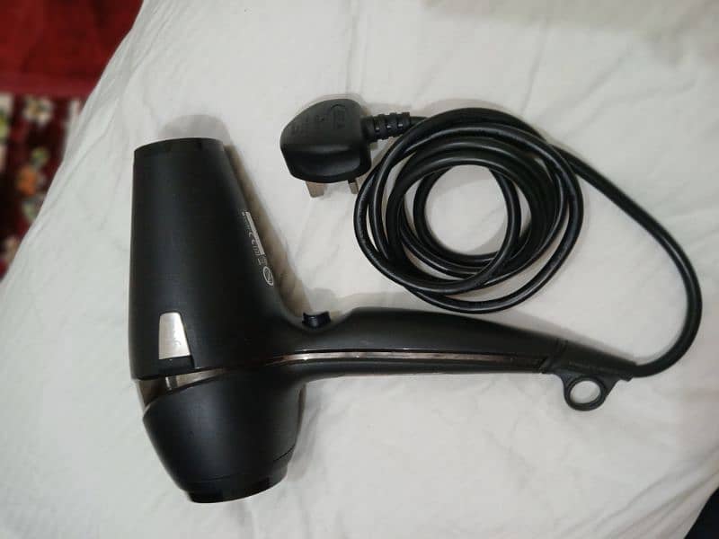 hairdryer 1