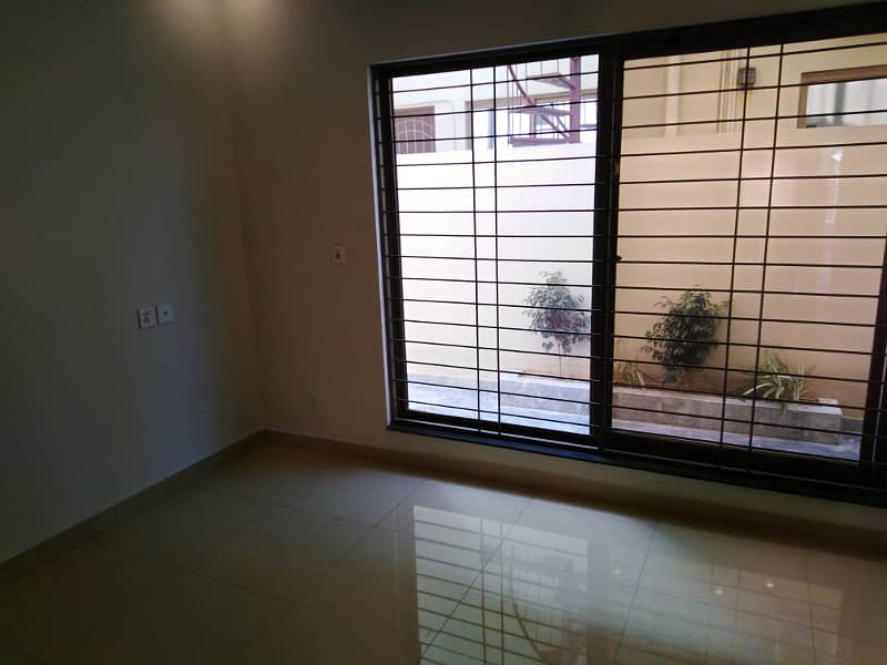 1 Kanal Like New Upper Portion Available For Rent In EE Block Bahria Town Lahore 6