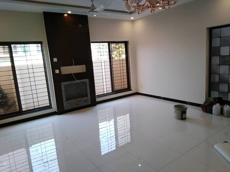 1 Kanal Like New Upper Portion Available For Rent In EE Block Bahria Town Lahore 9