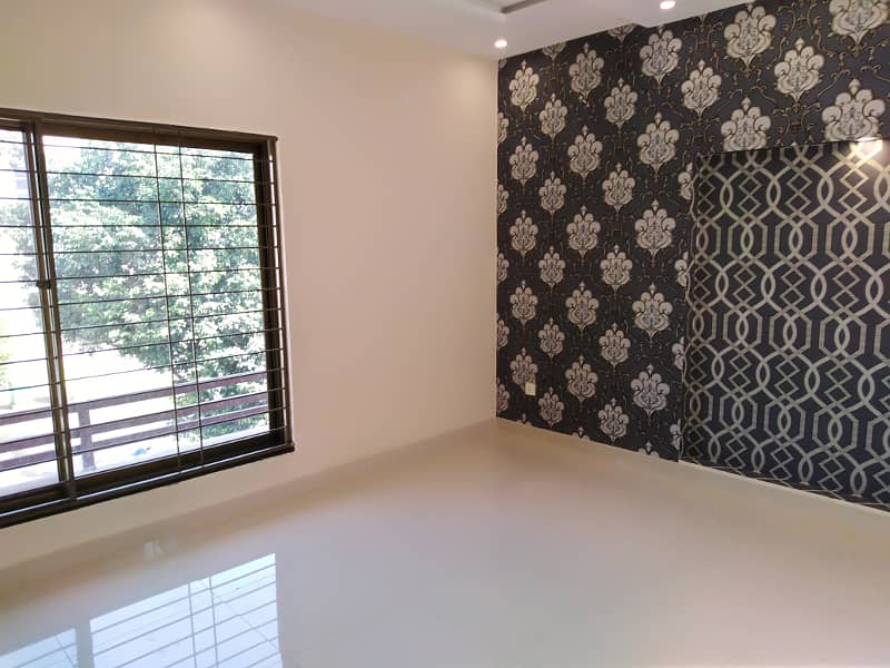 1 Kanal Like New Upper Portion Available For Rent In EE Block Bahria Town Lahore 10