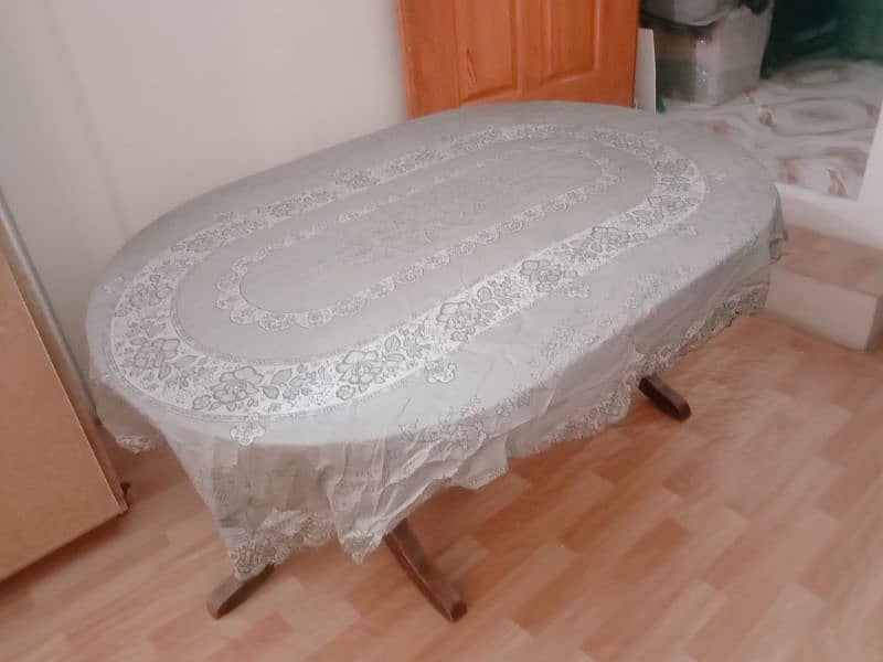 Dining table for sale 3