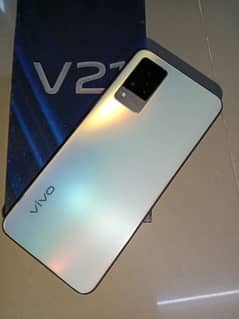 Vivo V21