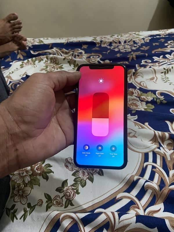 iphone 11 pro 64 gb jv non active * 1