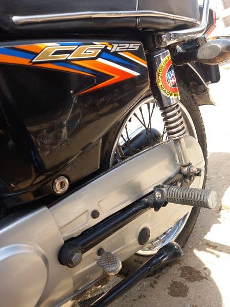 Honda CG125 2018 Karachi Num 8