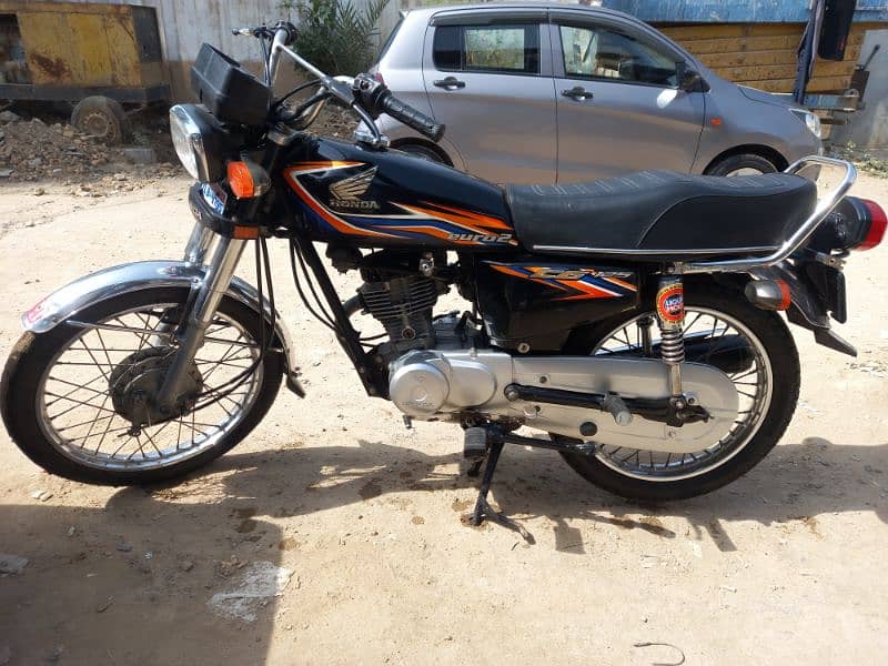 Honda CG125 2018 Karachi Num 0