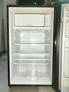 Room Refrigerator, Mini Refrigerator, Office Refrigerator