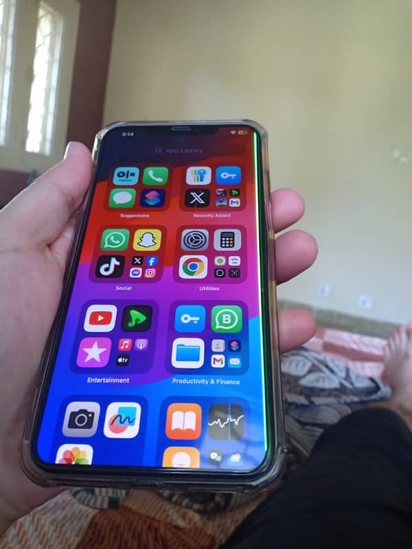 Iphone XSMaX LLA exchange posiable 0