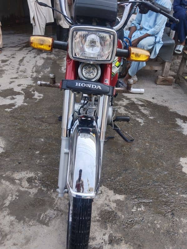 Honda CD 70cc 3