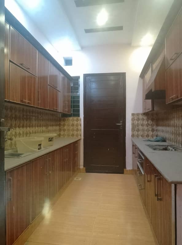 10 marla single story house for rent in johar town for Family neat and clean near Allah ho gol chakar 13