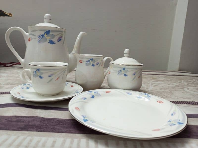 JAPANESE IMPORTED TEA SET 0