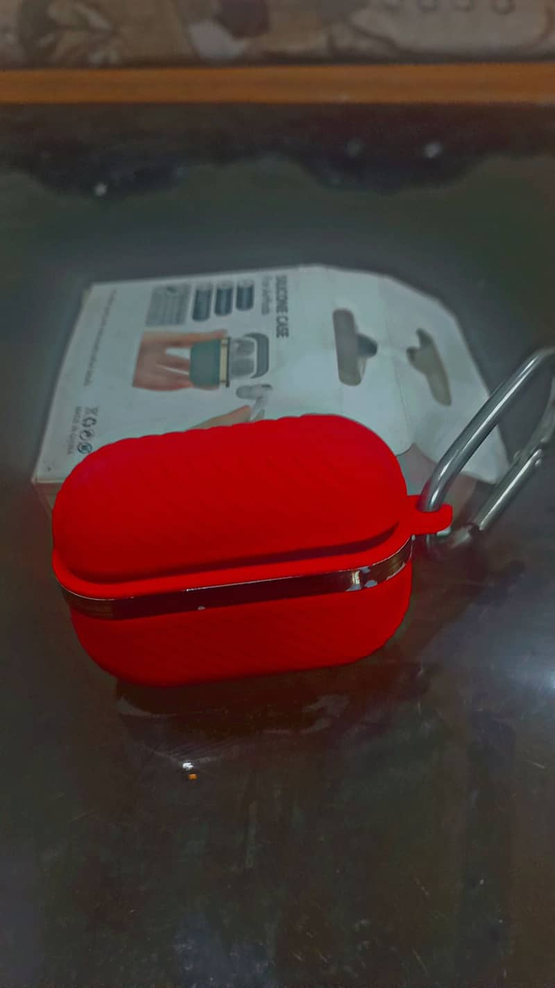 AIRBUDS PRO ORIGINAL 2019 model With box Condition 10/9.5 5