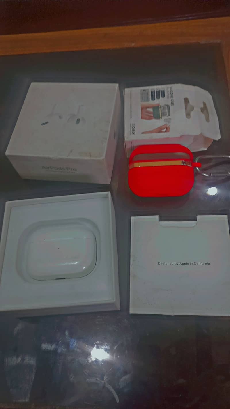 AIRBUDS PRO ORIGINAL 2019 model With box Condition 10/9.5 7