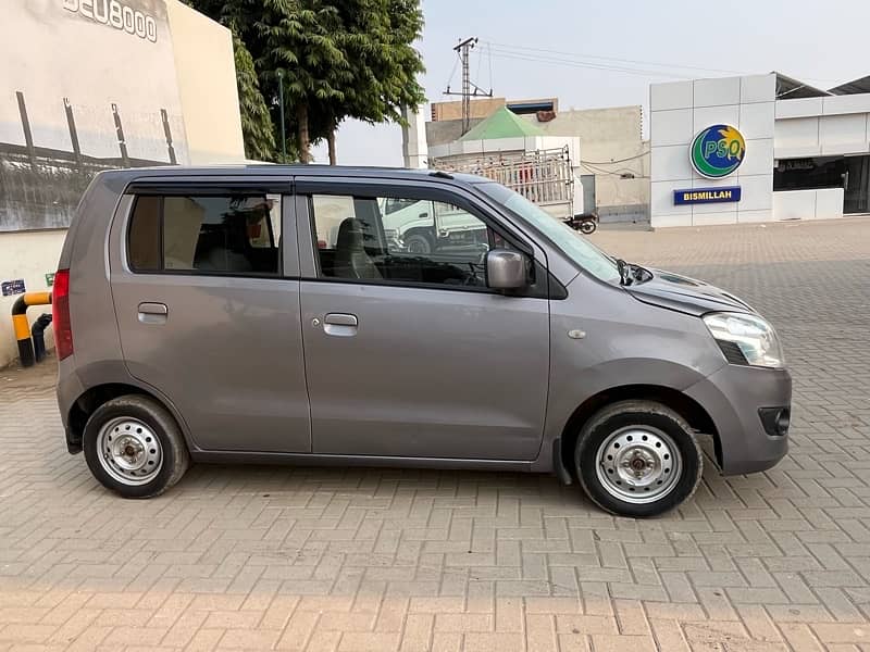 Suzuki Wagon R 2016 3