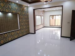 Like New 10 Marla Lower Portion For Rent In Oversease B Block Bahria Town Lahore 0