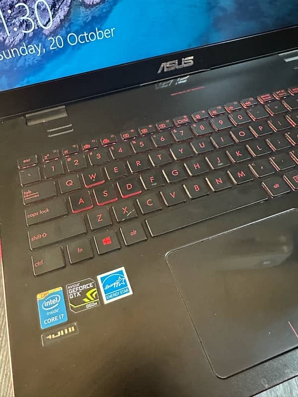 ASUS G551J Gaming laptop 1