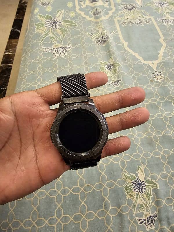 gear s3 frontier 0