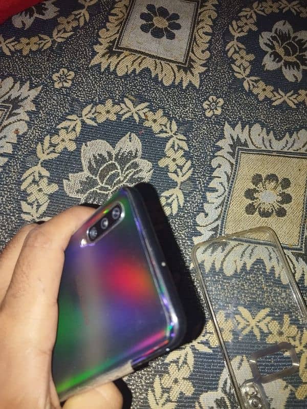 Samsung Galaxy A50 PTA Approved 4/128 10/10 condition 3