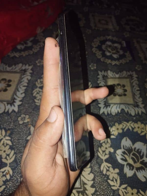 Samsung Galaxy A50 PTA Approved 4/128 10/10 condition 4