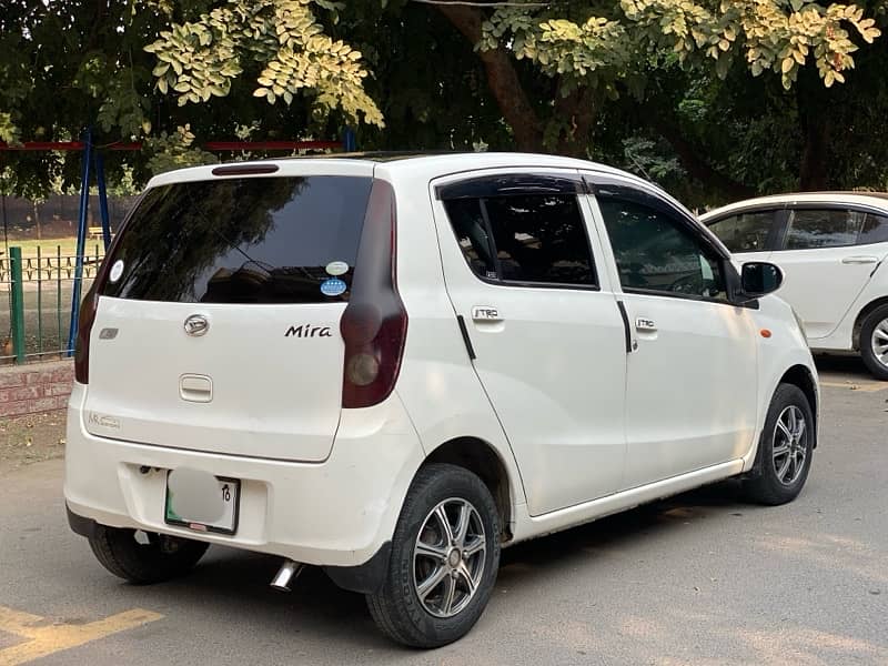 Daihatsu Mira 2012 2