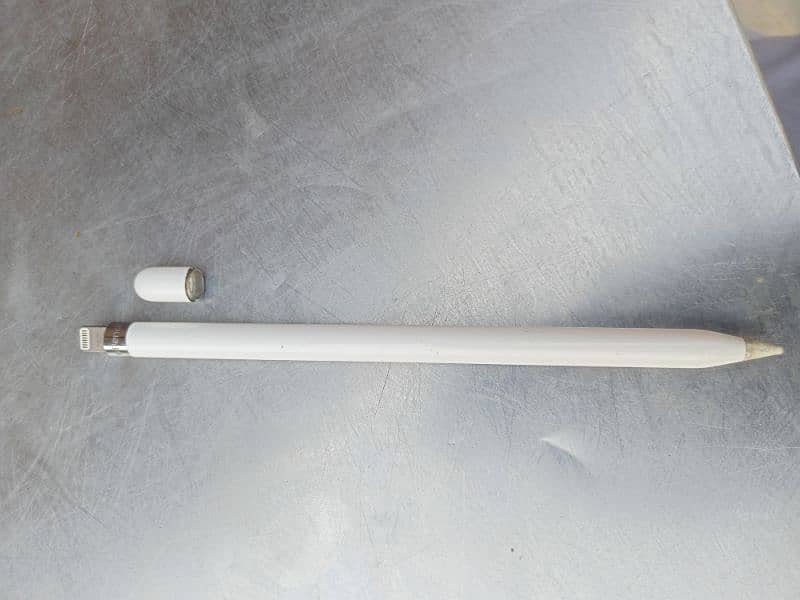 apple pencil 1st generation in good condition for sale 2