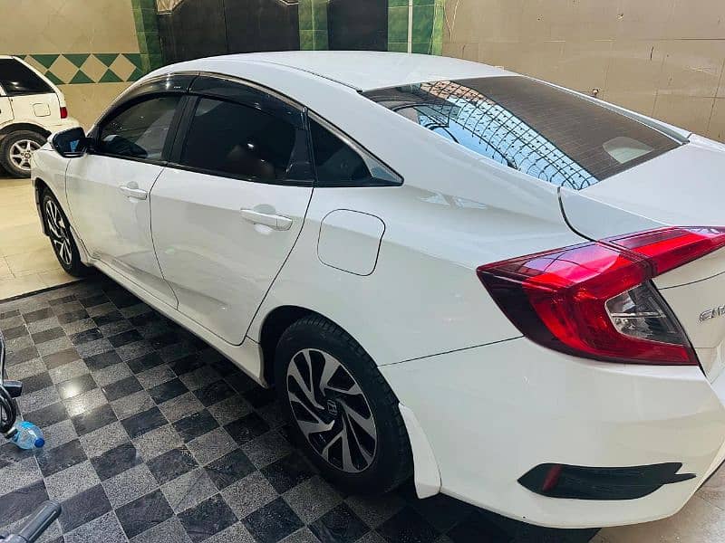 Honda Civic Oriel 2017 3