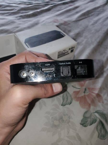 Apple TV MD199LL/A for parts 3