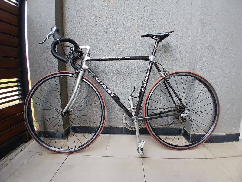 Giant Cadex 990c Carbon Fiber Road Bike 0