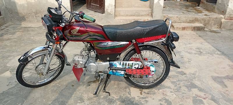 Honda 70CC 2023 modal Only one hand use 10 /10 conditions 4