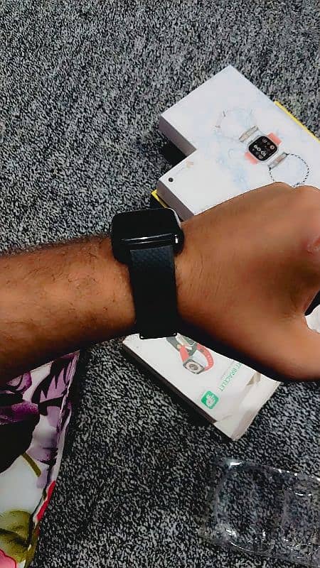 SMARTWATCHES FOR SALE IN SIALKOT[UK IMPORT] 12