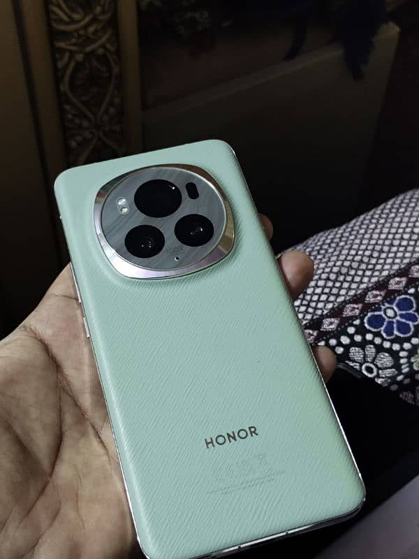 honor magic 6 pro 12/512 5