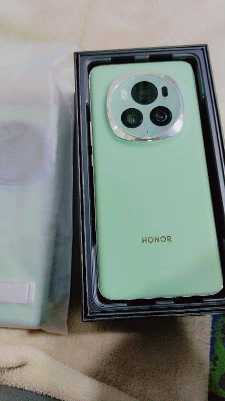 honor magic 6 pro 12/512 8