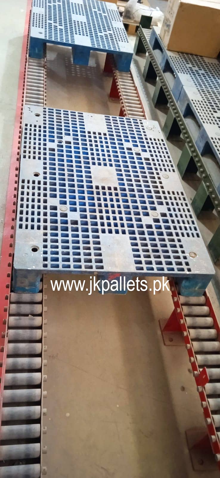 Plastic Pallets l Industrial Pallets l Wooden Pallets 3