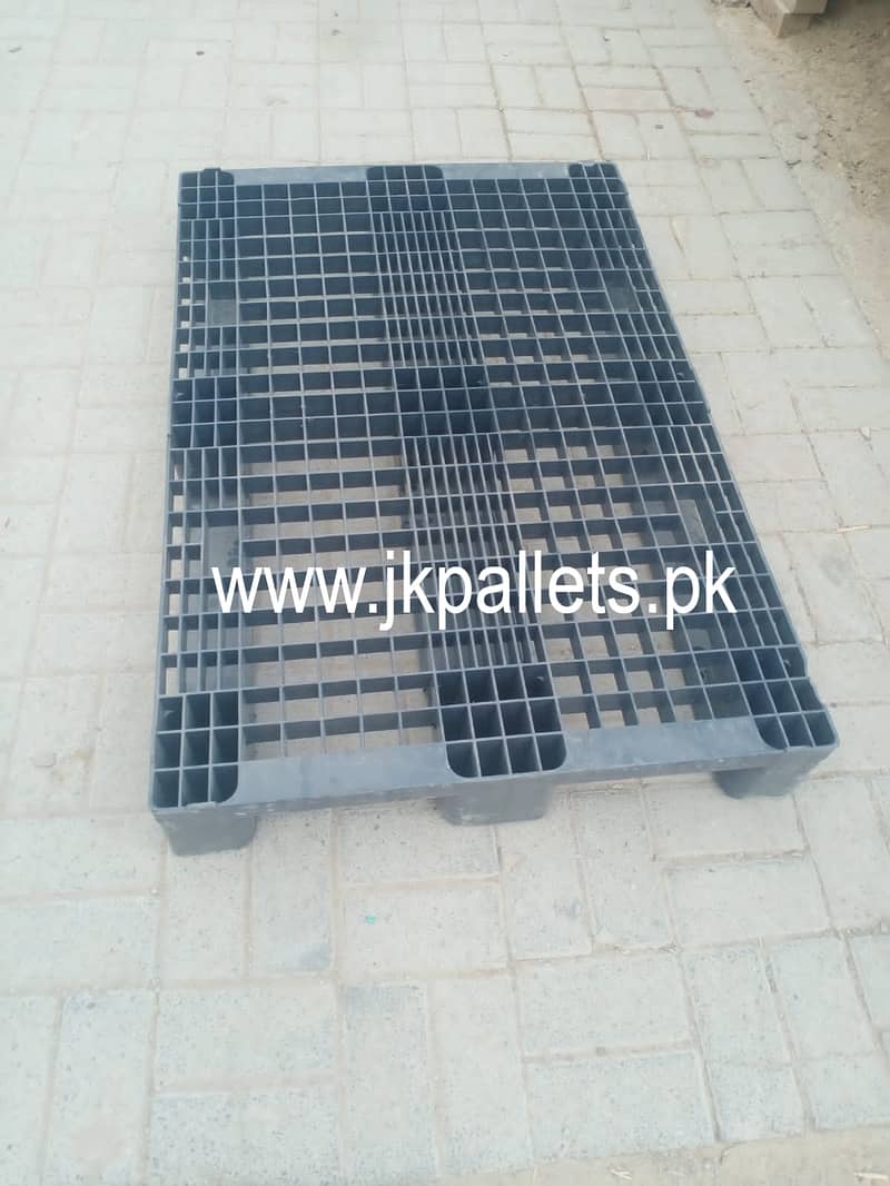 Plastic Pallets l Industrial Pallets l Wooden Pallets 8