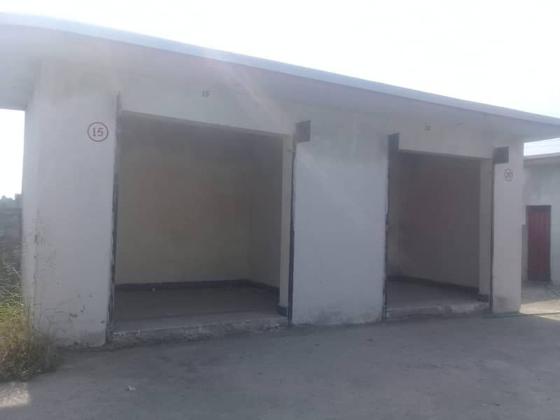 Commercial Space Available for rent in Gulshan Model Town - Phase 1 1