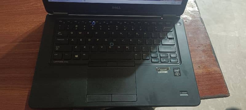 Dell Laptop Latitude E7450 6