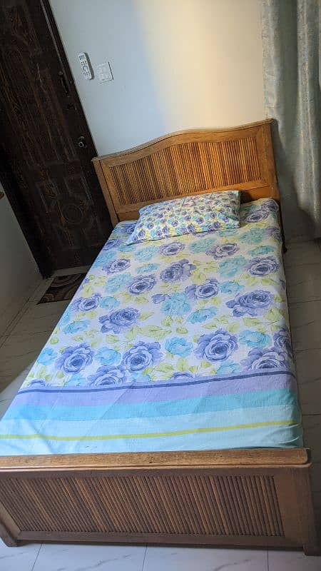 two single beds in good condition 2