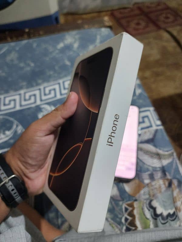 iPhone 16 Pro Max 256GB 1