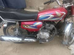 saf gari hai first owner hai 11000km chal chuke hai