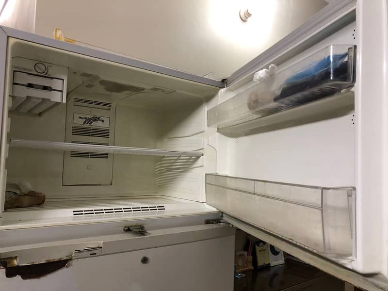 Samsung fridge+refrigerator SR-558 2