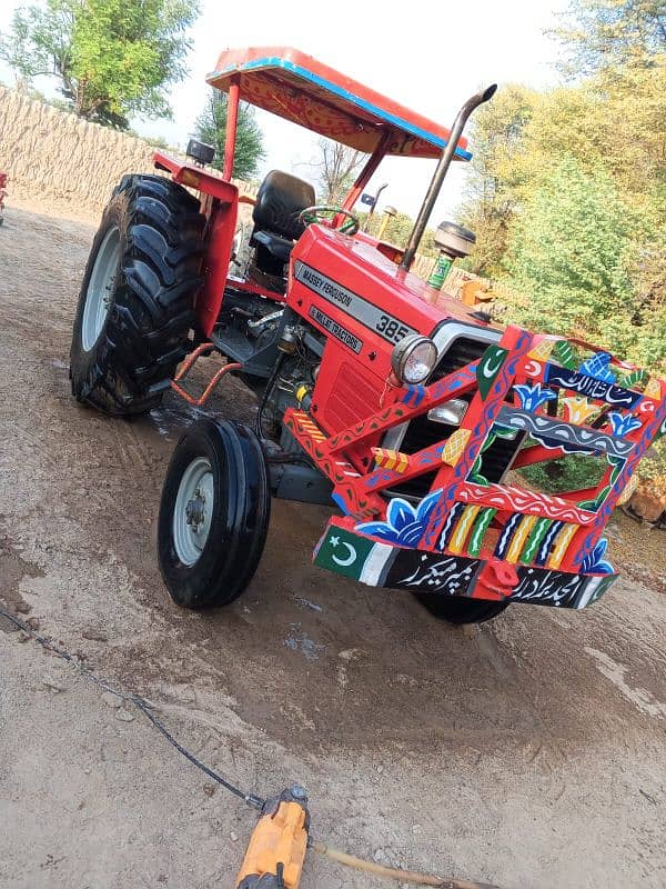 Massey Ferguson  385 Tractor Model 2023 4