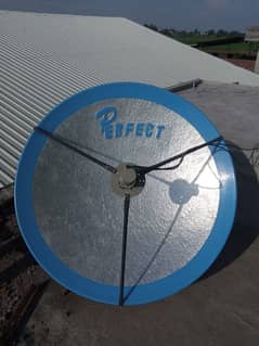 FIBER AND METAL DISH ANTENNAs