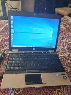 HP elitebook 2540p 4ram 300hard core I5