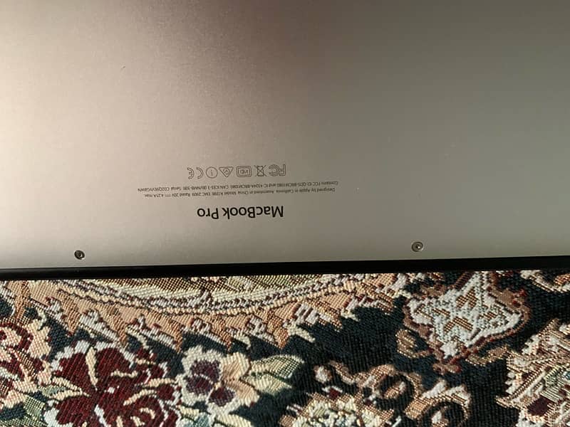 macbook pro 2015 4