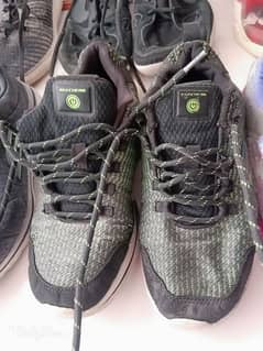 branded used shoes condition full new ph#. 03165101773